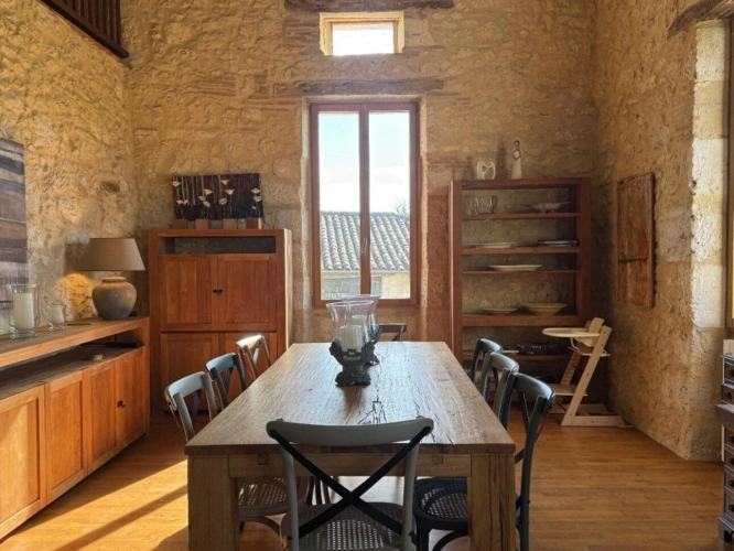 Photos 13 - Prestige - Propriété de campagne de 271m2 avec 5 chambres, piscine et 7896m2 de jardin