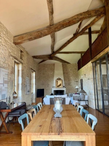 Photos 15 - Prestige - Propriété de campagne de 271m2 avec 5 chambres, piscine et 7896m2 de jardin