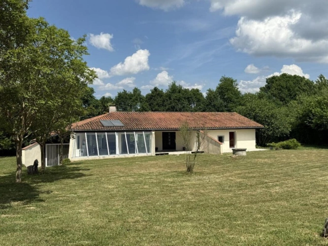 Photos 2 - Prestige - Maison lumineuse ouverte sur la nature, secteur Eauze
