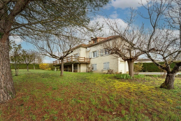 Photos 1 - Rurale - Lauzerte - Une adresse stratégique aux multiples possibles, entre projet professionnel et maison de famille