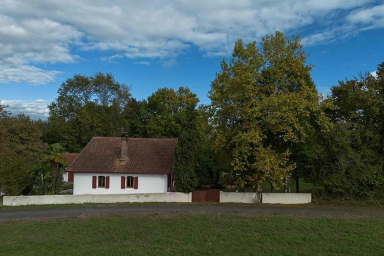 Photos 3 - Rurale - Une ferme de 1859, ses 4 600 m² de parc et sa piscine