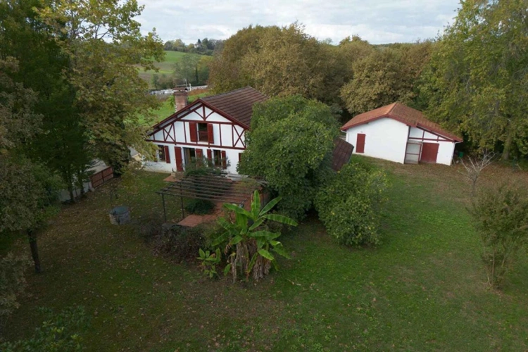Photos 4 - Rurale - Une ferme de 1859, ses 4 600 m² de parc et sa piscine