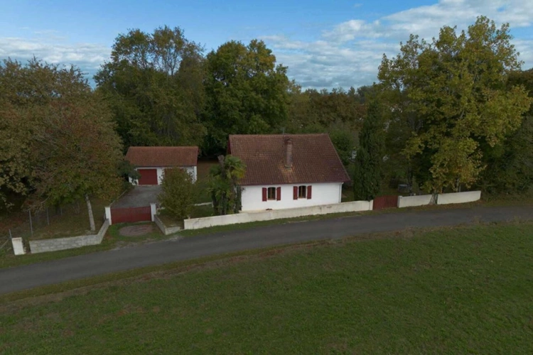 Photos 29 - Rurale - Une ferme de 1859, ses 4 600 m² de parc et sa piscine