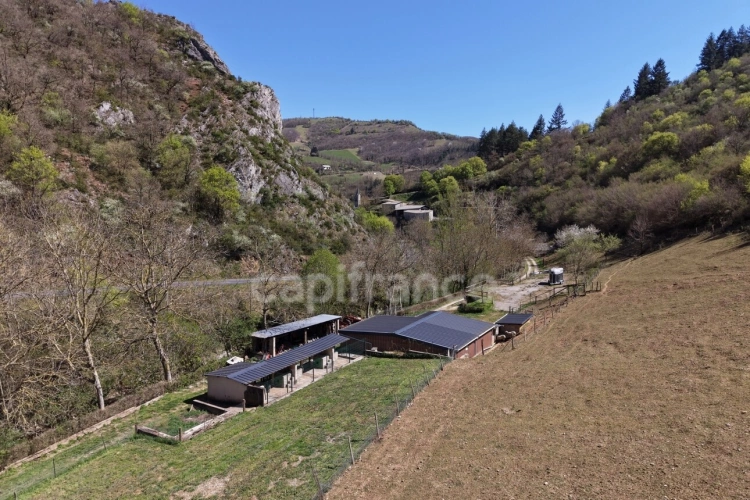 Photos 2 - Agricole - Terres et bâtis d'activités de 256 m² sur 20 hectares (203 000 m²)