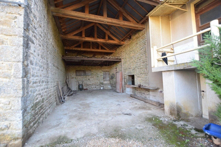 Photos 12 - Prestige - Propriete agricole avec deux maisons, bâtiments et 2,9 hectares de terrain CREOT (71)