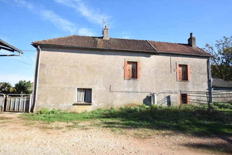 Photos 17 - Prestige - Propriete agricole avec deux maisons, bâtiments et 2,9 hectares de terrain CREOT (71)