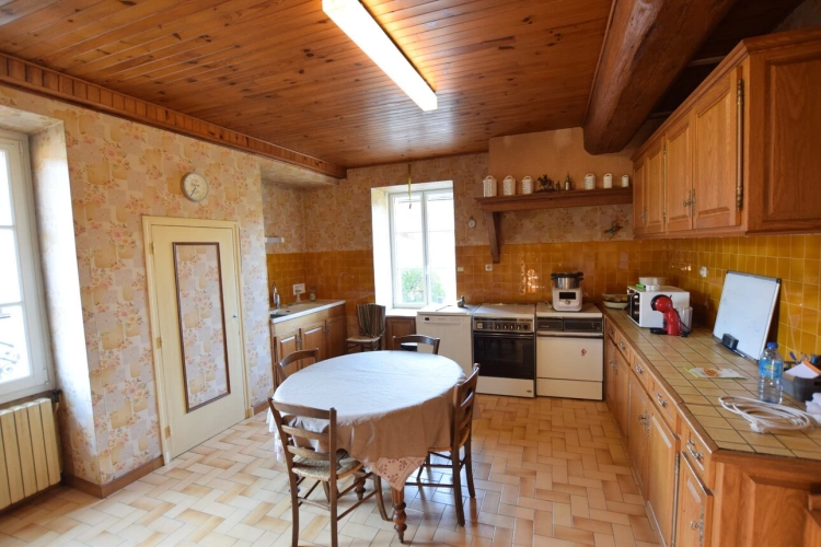 Photos 29 - Prestige - Propriete agricole avec deux maisons, bâtiments et 2,9 hectares de terrain CREOT (71)