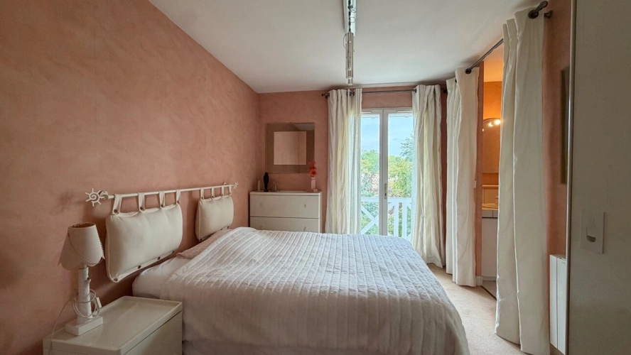 Photos 10 - Prestige - Propriété rare au bord de l'Eau Bourde GRADIGNAN 5 pièces 3 chambres + bureau sur un parc paysager