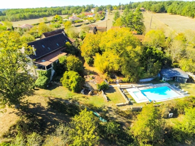 Photos 5 - Touristique - Propriété de Caractère XIVe siècle avec Gites et Chambres d'Hôte