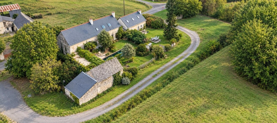 Photos 1 - Prestige - Propriété avec 2 maisons sur 2ha79ca