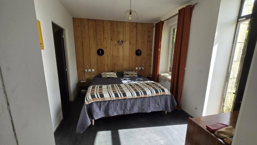 Photos 5 - Prestige - Propriété avec 2 maisons sur 2ha79ca