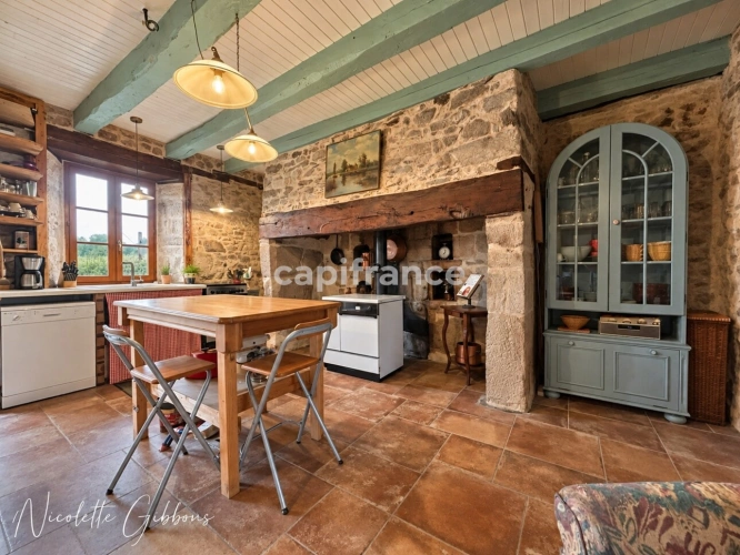 Photos 5 - Prestige - CORRÈZE – PROPRIÉTÉ SUR 6 HECTARES, SOURCE, FORET AVEC MAISON PRINCIPALE ET 4 GÎTES – VALLÉE DE LA DORDOGNE