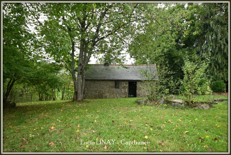 Photos 1 - Rurale - Maison avec batiments en pierre et terrain