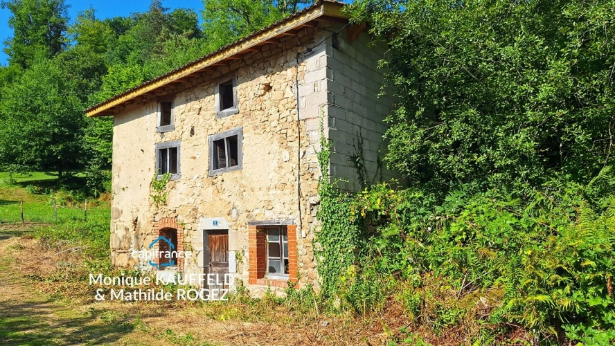 Photos 14 - Prestige - Maison à rénover OLLIERGUES (63)