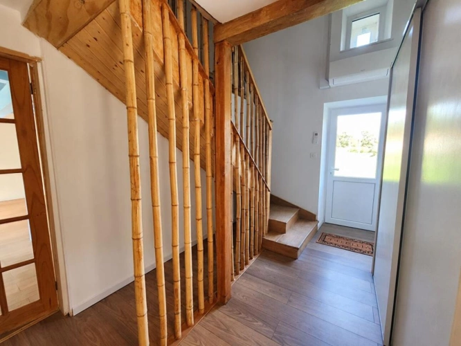Photos 3 - Rurale - Adriers - Corps de ferme rénové de 3 chambres avec jardin. Classement énergétique A ! Une maison exceptionnelle