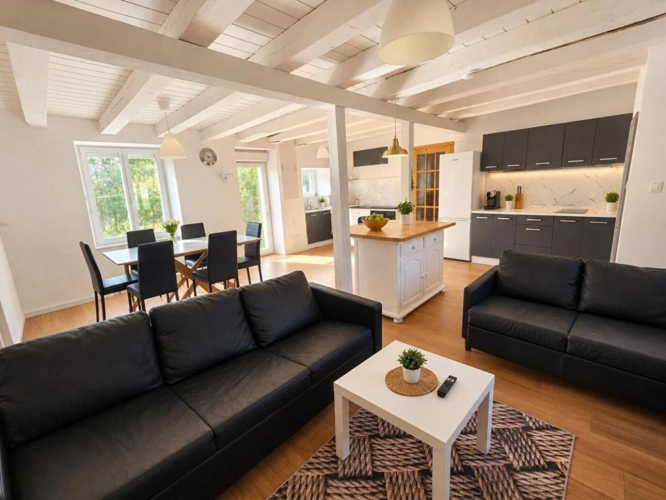 Photos 4 - Rurale - Adriers - Corps de ferme rénové de 3 chambres avec jardin. Classement énergétique A ! Une maison exceptionnelle