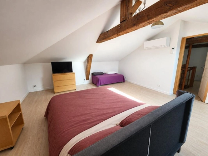 Photos 11 - Rurale - Adriers - Corps de ferme rénové de 3 chambres avec jardin. Classement énergétique A ! Une maison exceptionnelle