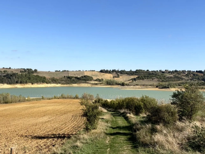 Photos 3 - Touristique - ENTRE TOULOUSE ET CARCASSONNE, UN ENSEMBLE IMMOBILIER D''EXCEPTION AU BORD DU LAC DE LA GANGUISE