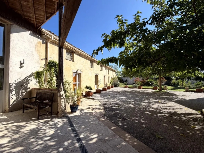 Photos 5 - Touristique - ENTRE TOULOUSE ET CARCASSONNE, UN ENSEMBLE IMMOBILIER D''EXCEPTION AU BORD DU LAC DE LA GANGUISE