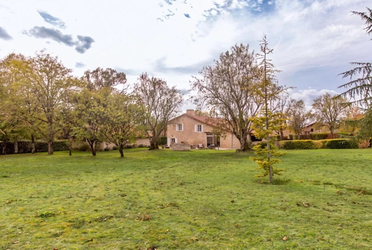 Photos 21 - Prestige - Maison Ordan Larroque 250.96 m2