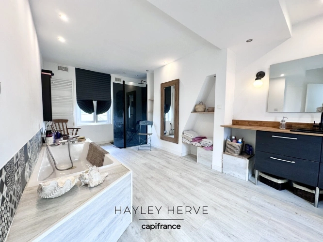 Photos 11 - Prestige - ANCIEN PRESBYTÈRE RÉNOVÉ – UNE MAISON DE CAMPAGNE À 2 H 20 DE PARIS, À 35 MINUTES DE DEAUVILLE (27)