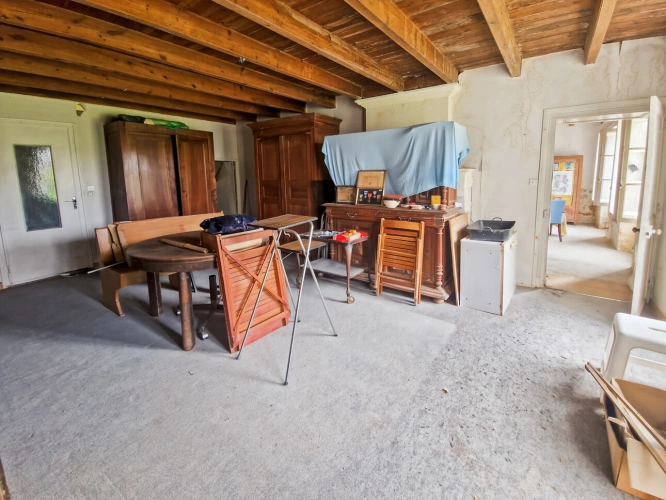 Photos 10 - Prestige - Propriete à vendre 9 pièces proche de LUSSANT (17)