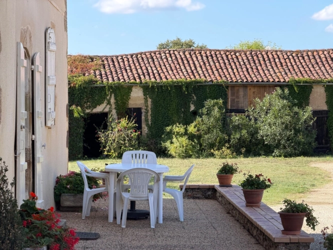Photos 31 - Prestige - Château à vendre BAS ARMAGNAC (32) - Avec deux gîtes, dépendances, piscine et parc - 19 ha de vignes et terres