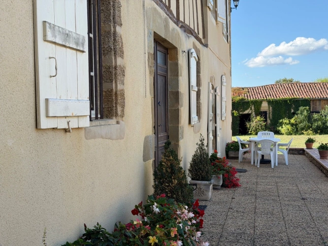 Photos 32 - Prestige - Château à vendre BAS ARMAGNAC (32) - Avec deux gîtes, dépendances, piscine et parc - 19 ha de vignes et terres