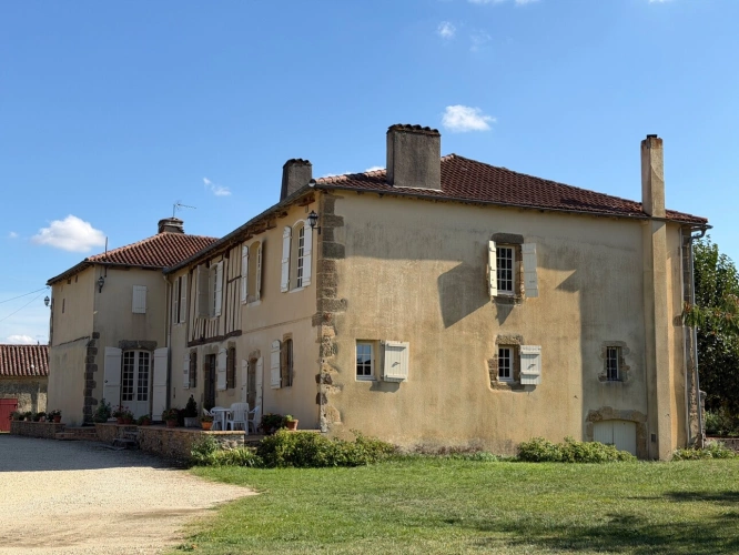 Photos 34 - Prestige - Château à vendre BAS ARMAGNAC (32) - Avec deux gîtes, dépendances, piscine et parc - 19 ha de vignes et terres