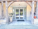 Vignette - Tourist - House
