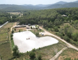 Vignette - Équestre - Propriété équestre sur 30 273 m² - secteur Draguignan (83)