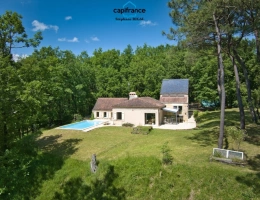 Vignette - Prestigious - Dpt Lot et Garonne (47), for sale FUMEL stone property P7 on a plot of 4ha of land