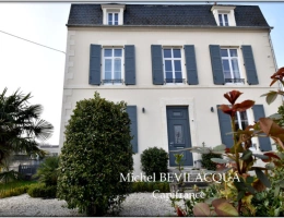 Vignette - Prestige - NEVERS (58), Propriété de charme 12 pièces, 265 m² habitables, 8 chambres, grandes annexes, piscine, terrain 1100 m²