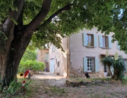 Vignette - Touristique - Maison avec terrain attenant