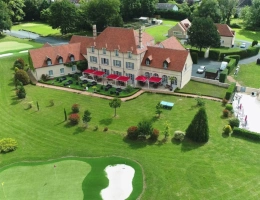 Vignette - Prestige - Dpt Creuse (23), à vendre BONNAT propriété de 35 pièces - Golf - Tennis - Piscine - Maison de gardien - Terrain 4,98 ha