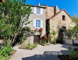 Vignette - Tourist - House and 2 cottages in Côte Chalonnaise - Near Mercurey