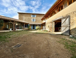 Vignette - Équestre - Charmante propriété équestre de 5 hectares au coeur de la Drôme des Collines