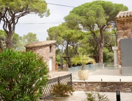 Vignette - Équestre - Charmante propriété équestre de 4 hectares (83)