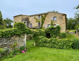 Vignette - Prestige - Ancienne ferme abbatiale du 14ème siècle