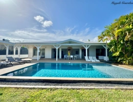 Vignette - Prestige - EN EXCLUSIVITE - A VENDRE - VILLA DE PRESTIGE MEUBLEE AVEC VUE MER - SAINT FRANCOIS