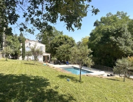 Vignette - Équestre - RARE PROPRIÉTÉ ÉQUESTRE SUR 11 796 m² - Auriol (13)