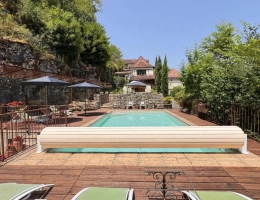 Vignette - Prestigious - House
