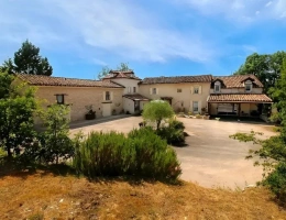 Vignette - Tourist - Property