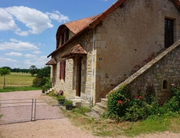 Vignette - Équestre - Propriété équestre avec 2 habitations rénovées sur 8 ha (
