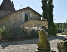 Vignette - Prestigious - Character property