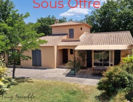 Vignette - Prestigious - Propriété 5 chambres au grand calme 5500 m2 de terrain