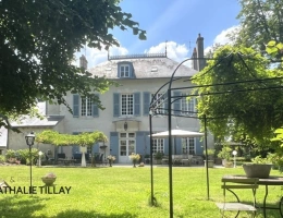 Vignette - Prestigious - St jean le Blanc, proche Orleans, à vendre, maison de Maitre du XIX eme de 423 M² habitables,  490 AU SOL, avec piscine, parc arboré de 4655 m²