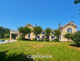 Vignette - Prestigious - Exceptional property with 10-room house, 3-room house, 2844m² plot, swimming pool, garages, outbuild