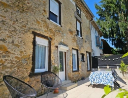 Vignette - Tourist - Property