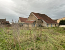 Vignette - Touristique - Grange avec grand jardin constructible proche de POUILLY EN AUXOIS (21)